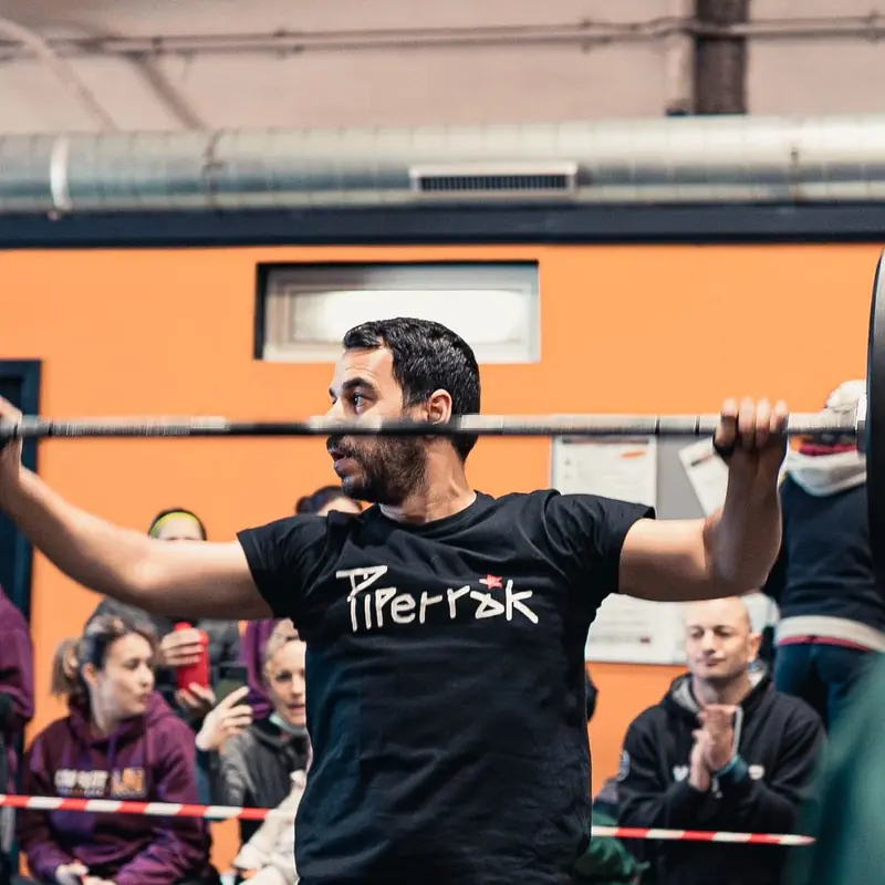 Atleta aixecant la barra